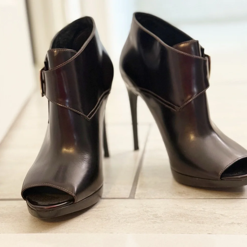 Burberry Brown  Leather Moto Bootie - size 39.5 or US size 9 - NWOB - Picture 4 of 13